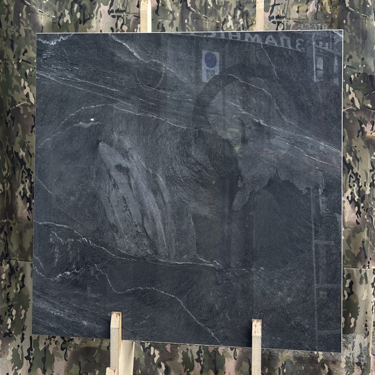Vesuvio Anthracite 60х60х8 Full Lappato 1 Сорт